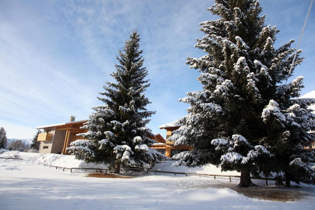 Baita Aurora Aparthotel Predazzo Exterior photo