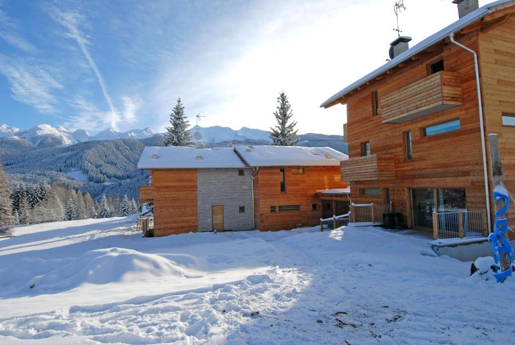Baita Aurora Aparthotel Predazzo Exterior photo